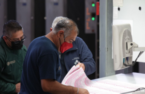 Arranca la impresión de papeletas para la consulta de Revocación de Mandato