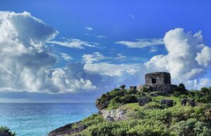 Documental evidencia la paulatina destrucción del paraíso turístico de Tulum