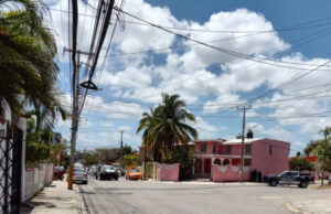 Encuentran cadáver en estado de putrefacción dentro de una cajuela