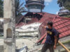 Rescatistas buscan a cuatro aldeanos tras el terremoto en Indonesia