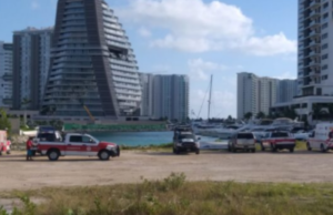 Encuentran cuerpo de hombre que cayó al agua en marina de Puerto Cancún