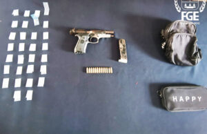 Fiscalía asegura a nueve narcomenudistas en Isla Blanca