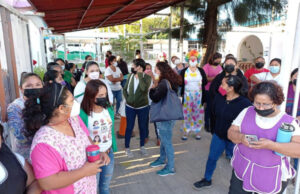 Docentes del CENDI I y II reclaman al DIF salarios atrasados