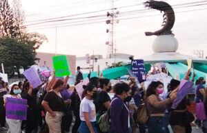 Mujeres exigen frenar la violencia en Ciudad del Carmen
