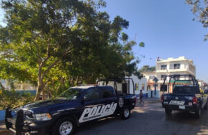 Policías hallan cabeza humana dentro de una hielera en Playa del Carmen