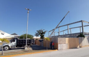 Volqueteros protestan por la obra de Elecktra ante incumplimiento de pago