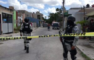 Aseguran a ocho secuestradores y rescatan a tres víctimas en Paraíso Maya en Cancún