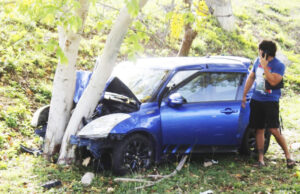 Accidente en el Periférico de Mérida deja tres lesionados
