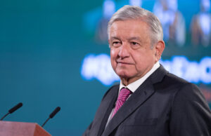 En dos semanas estará el proyecto para eliminar horario de verano: AMLO