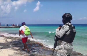 Encuentran cuerpo que flotaba en la zona costera norte de Cozumel