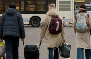 Ucrania evacua a más de cuatro mil personas a través de corredores humanitarios