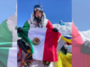 Mexicano conquista la cima del Everest y rompe récords