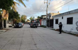 Balean a un hombre en un cibercafé de la Región 235 de Cancún