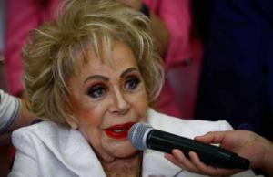 Silvia Pinal responde a las criticas por participar en obra de teatro