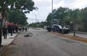 Fallece ciclista atropellado por una patrulla en Playa del Carmen