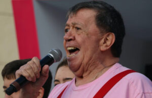 “Chabelo” revela que tuvo cáncer, pero ya lo superó