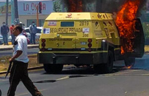 Se incendia camión de Cometra en Chetumal