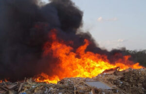 Reportan fuerte incendio en el relleno sanitario de Kanasín