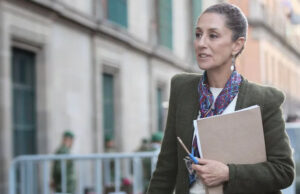 Sheinbaum reclama sanción del INE por apoyar a candidatos de Morena