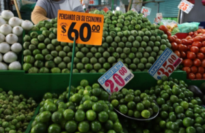 Inflación se desacelera ligeramente en mayo: Inegi
