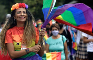 Vialidades y estaciones del Metro y Metrobús cerradas por la Marcha del orgullo LGBT+ en CDMX