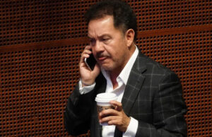 Mier denuncia a Santiago Nieto y Barbosa por revelar secretos y tráfico de influencias