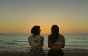 Netflix lanza cómico tráiler de “¿Qué culpa tiene el karma?”