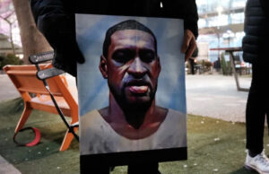 Corte de EU condena a más de 20 años de prisión a policía por asesinato de George Floyd