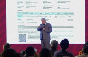 INAI ordena sancionar a AMLO por exhibir datos personales de Loret de Mola