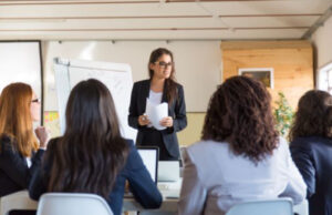 Mujeres tardarán 132 años en alcanzar la paridad de género: Foro Económico Mundial