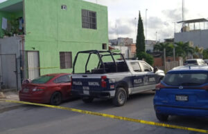 Hombre se dispara con un arma de fuego en la cabeza y sobrevive en Tulum