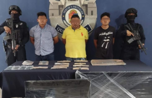 Capturan a tres hombres con armas prohibidas en Cancún
