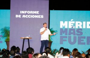 Renán Barrera, alcalde de Mérida, presenta informe de acciones municipales en el parque La Mejorada