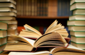 ¿Cómo son los A-Books?: el nuevo formato de libro que combina lo electrónico y el papel