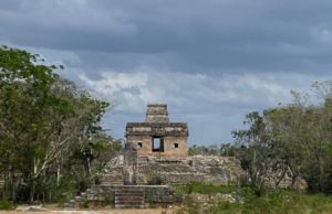 Dzibilchaltún abre sus puertas a las 5:30 am por el equinoccio de otoño