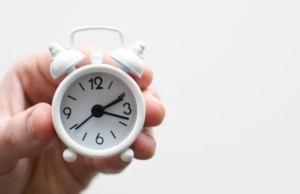 Horario de verano llega a su fin, Senado aprueba su eliminación