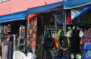 Reordenarán a comerciantes del primer cuadro de Cancún