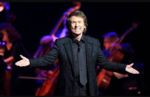 Cancelan concierto del cantante Raphael en Mérida