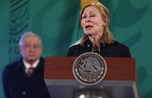 Tatiana Clouthier renuncia a la Secretaría de Economía