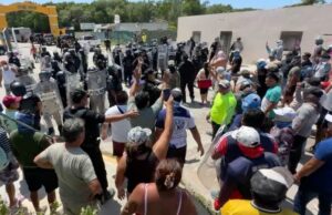 Violento enfrentamiento en Sisal: Pobladores resisten clausura de terreno protegido por Profepa