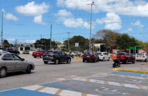 SHOW POLÍTICO: ¿HÉROE O VILLANO?